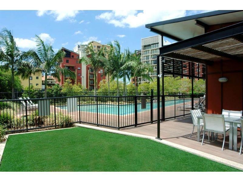 15 Goodwin Street, Kangaroo Point QLD 4169