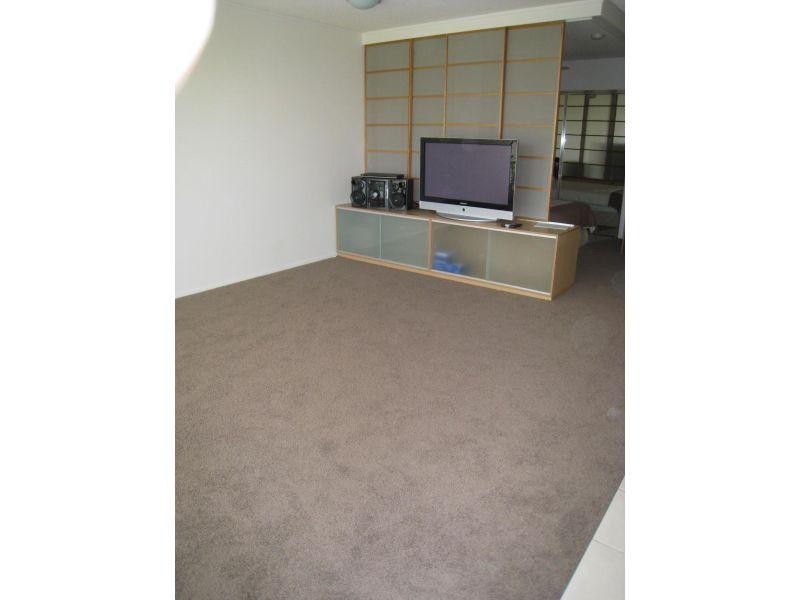 15 Goodwin Street, Kangaroo Point QLD 4169