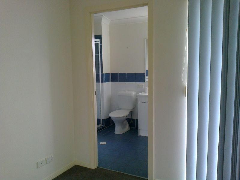 30-36 Burra Street, Chevron Island QLD 4217