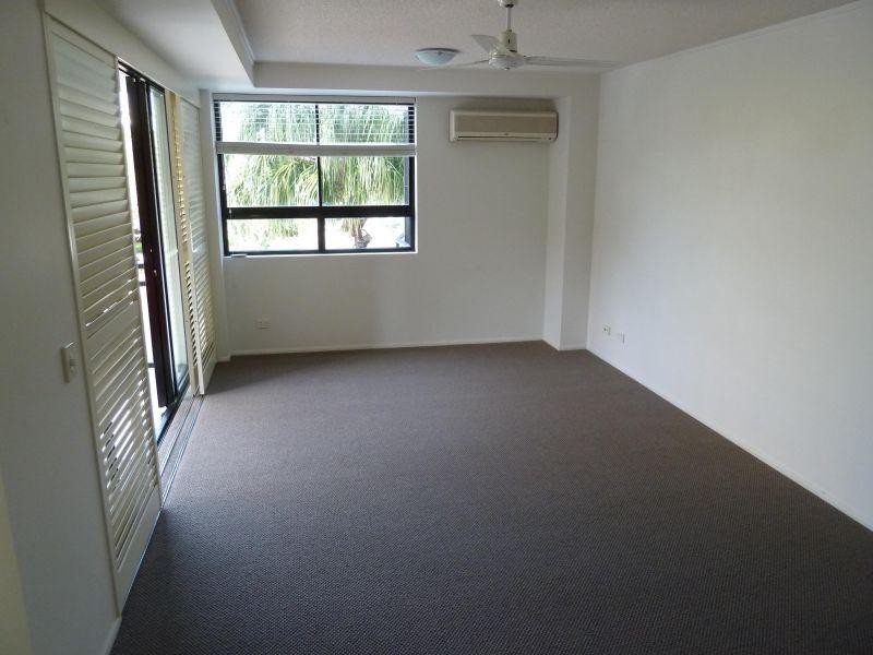 15 Goodwin Street, Kangaroo Point QLD 4169