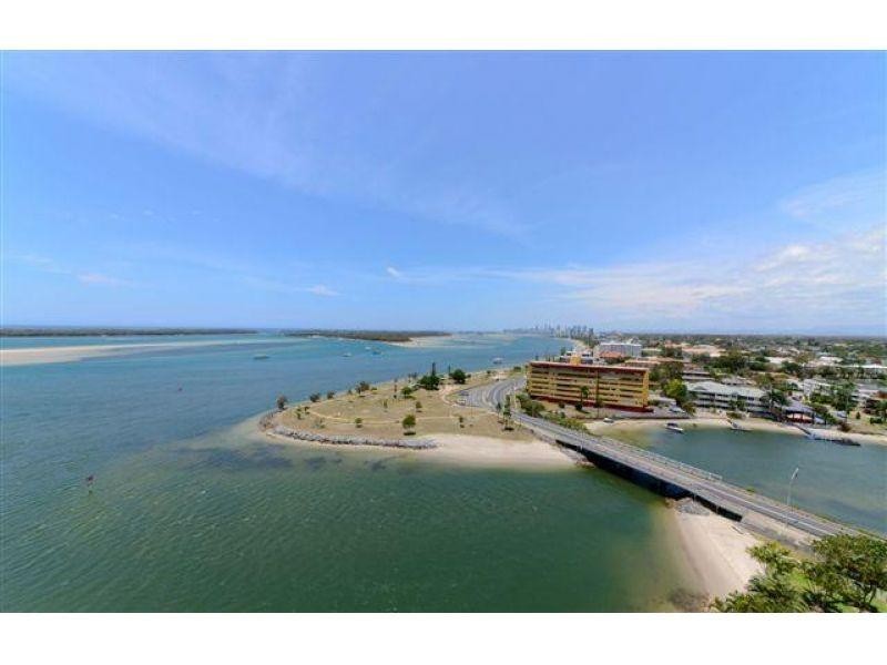 44A 44A/9 Bayview Street, Runaway Bay QLD 4216