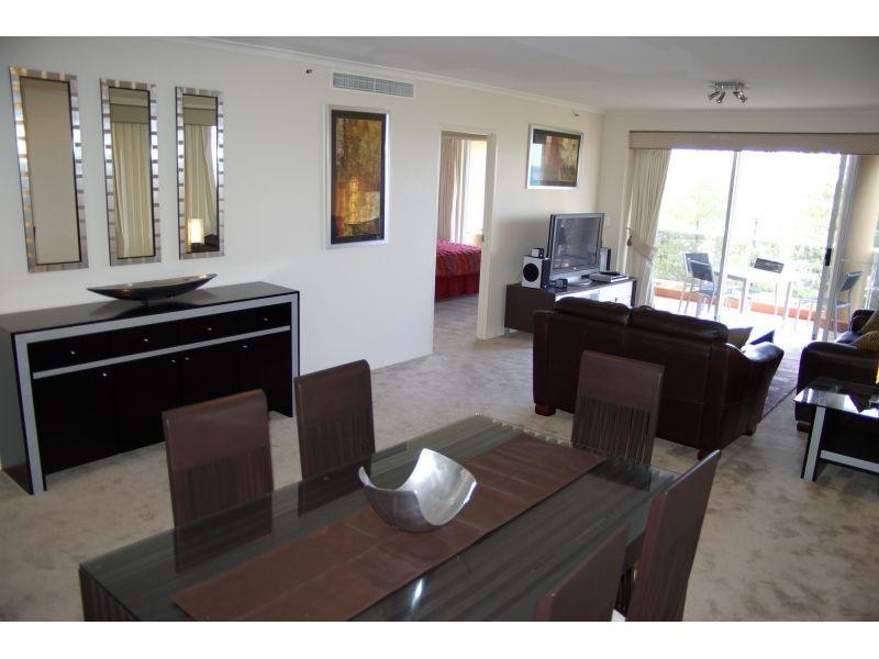 24/1-9 Hughes Avenue, Main Beach QLD 4217