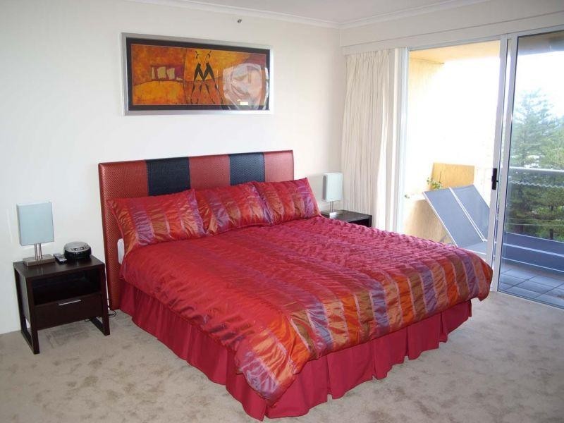 24/1-9 Hughes Avenue, Main Beach QLD 4217