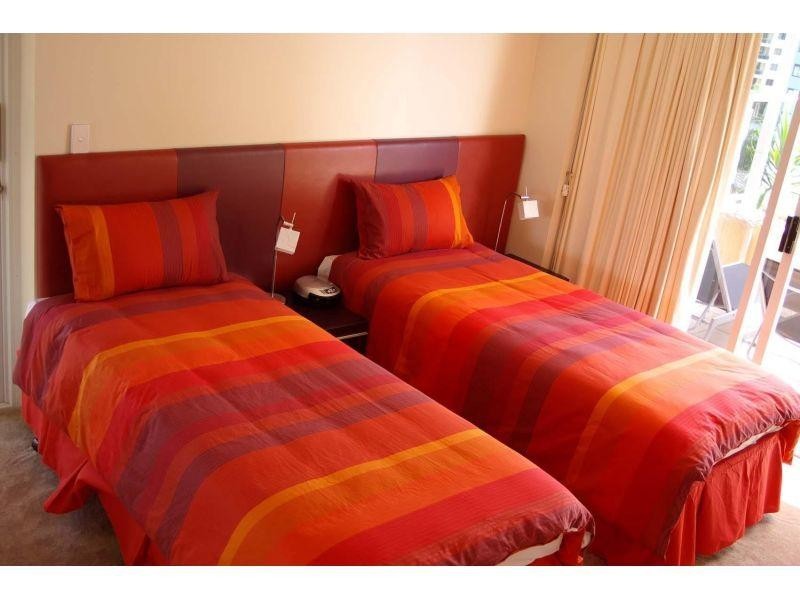 24/1-9 Hughes Avenue, Main Beach QLD 4217