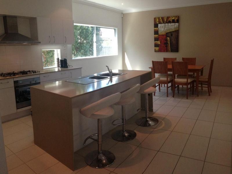 21 Petrie Crescent, Aspley QLD 4034