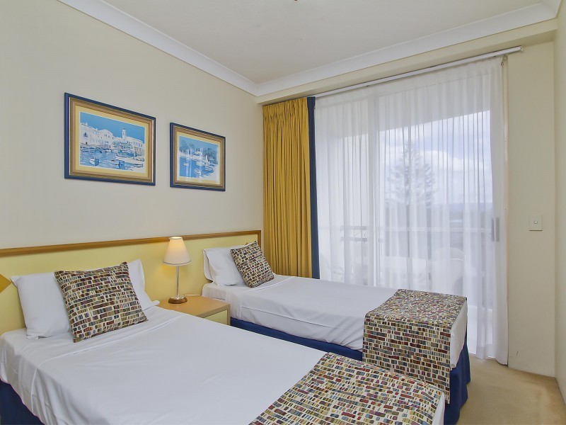 806/2988 Surfers Paradise Boulevard, Surfers Paradise QLD 4217