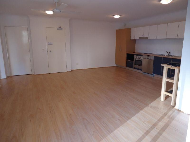 15 Goodwin Street, Kangaroo Point QLD 4169