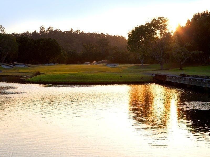 157 North Hill Drive, Robina QLD 4226