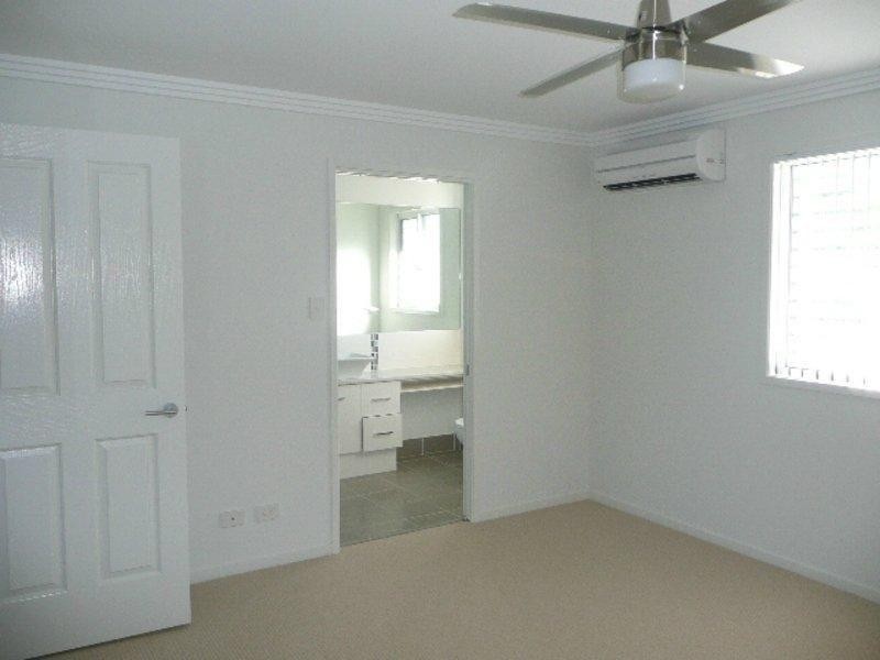 6/21-23 Thompson Cres, Clontarf QLD 4019