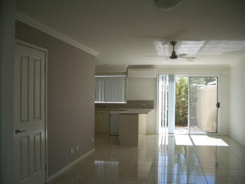6/21-23 Thompson Cres, Clontarf QLD 4019