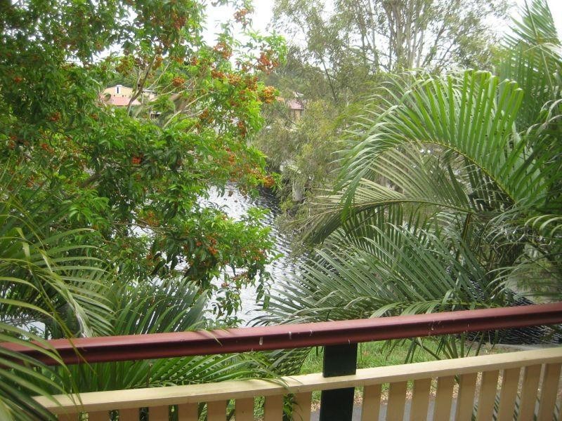 100 Racecourse Road, Bundall QLD 4217