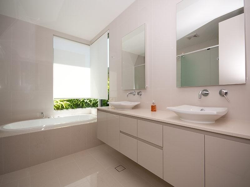 Robina QLD 4226