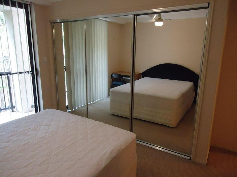 16 Markeri Street, Mermaid Beach QLD 4218