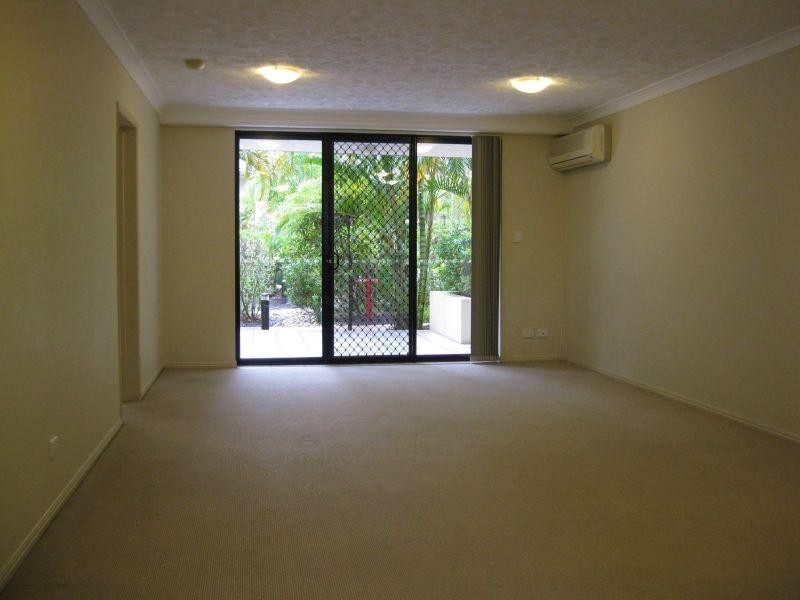 16 Markeri Street, Mermaid Beach QLD 4218