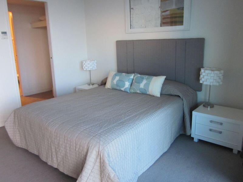 Unit 1303/438 Marine Parade, Biggera Waters QLD 4216