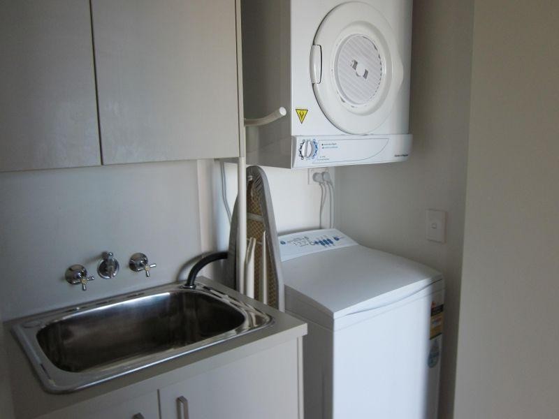 Unit 1303/438 Marine Parade, Biggera Waters QLD 4216