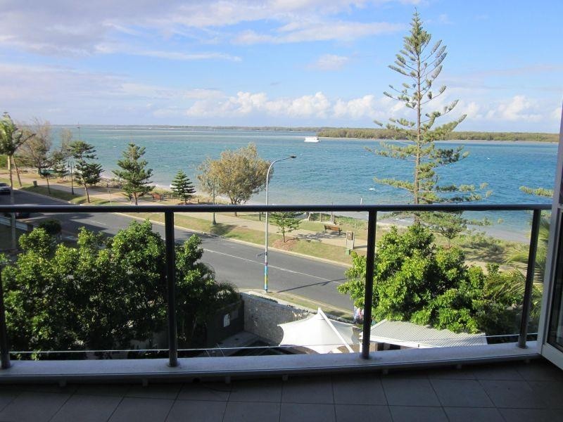 Unit 1303/438 Marine Parade, Biggera Waters QLD 4216