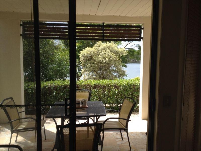 1 The Cove Crescent, Carrara QLD 4211