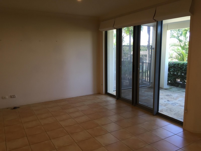 1/1018 The Cove Crescent, Carrara QLD 4211