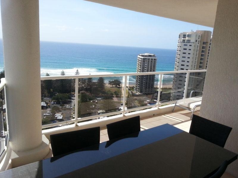 70/1-9 Hughes Avenue, Main Beach QLD 4217