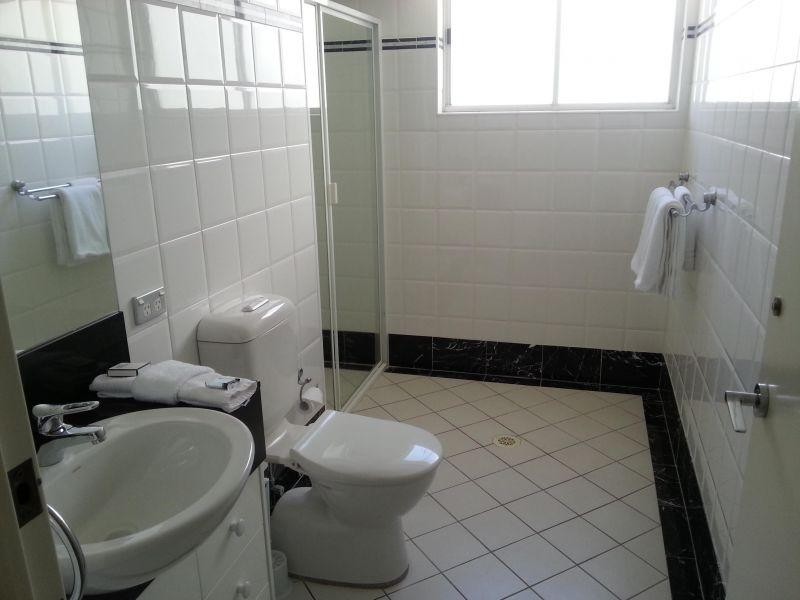 70/1-9 Hughes Avenue, Main Beach QLD 4217