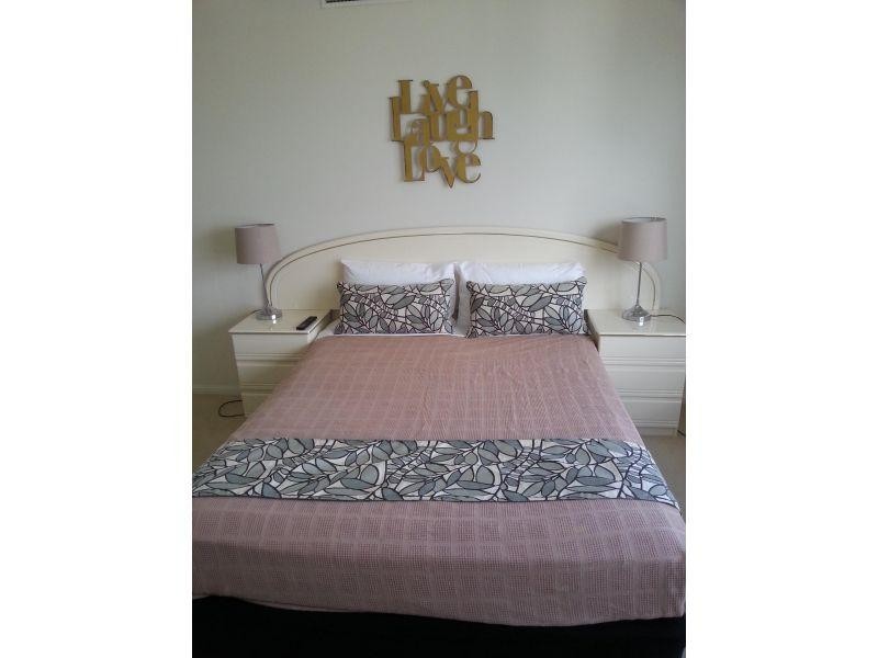 70/1-9 Hughes Avenue, Main Beach QLD 4217