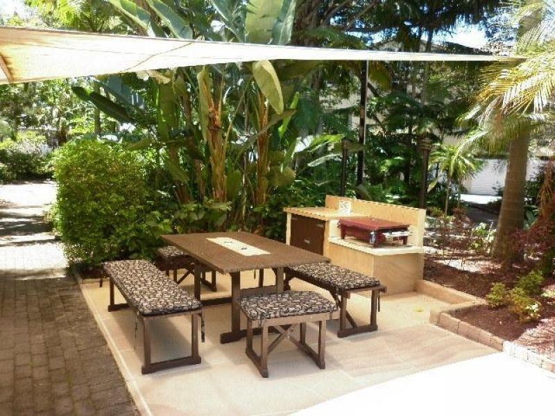 1 West Burleigh Rd, Burleigh Heads QLD 4220