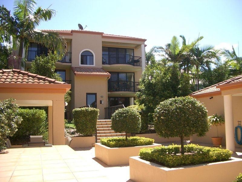 Unit/18/16-26 Waverley Street, Southport QLD 4215