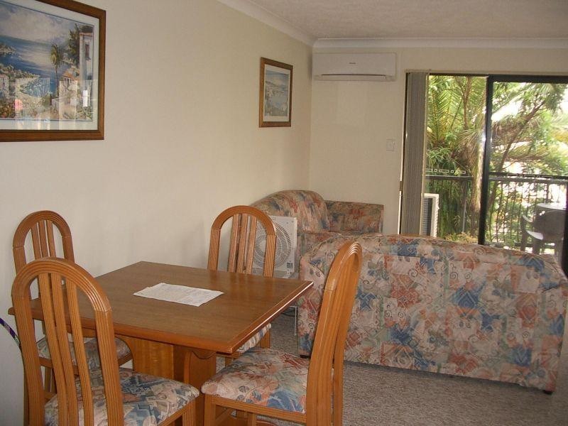 Unit/18/16-26 Waverley Street, Southport QLD 4215