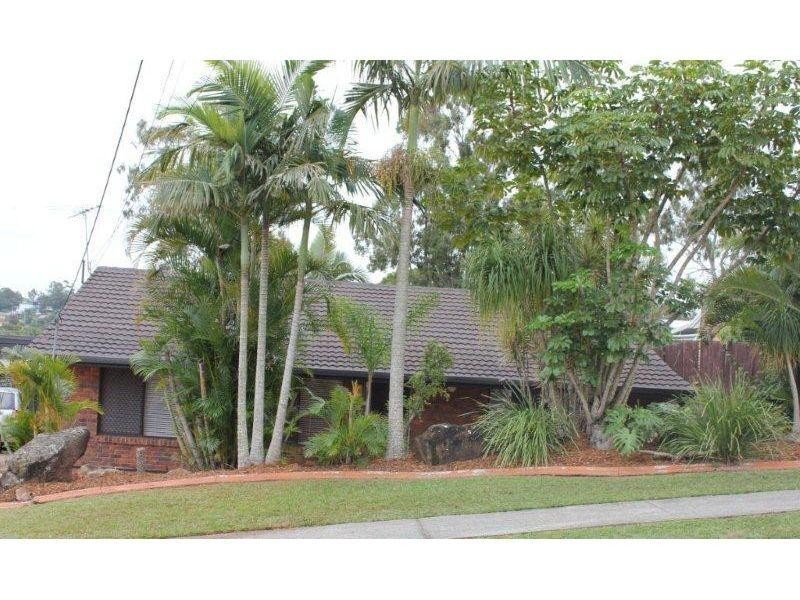 2 Blackthorn Crescent, Shailer Park QLD 4128