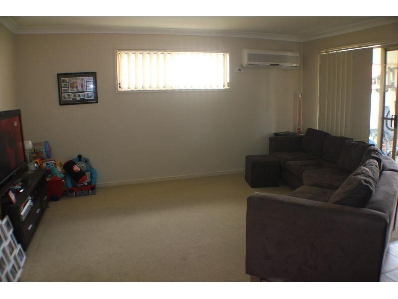 21/8a Clydesdale Drive, Upper Coomera QLD 4209