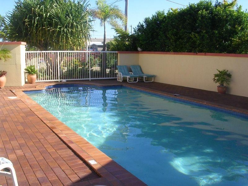 36 ALEXANDRA AVE, Broadbeach QLD 4218