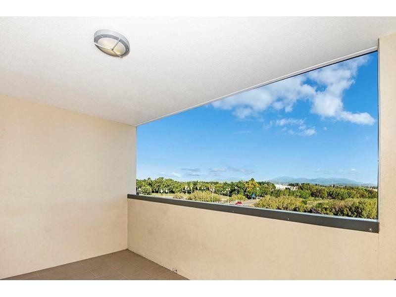 32 Stanley Street, Townsville City QLD 4810