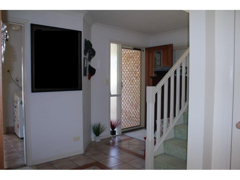 19/4  KoalaTown Rd, Upper Coomera QLD 4209