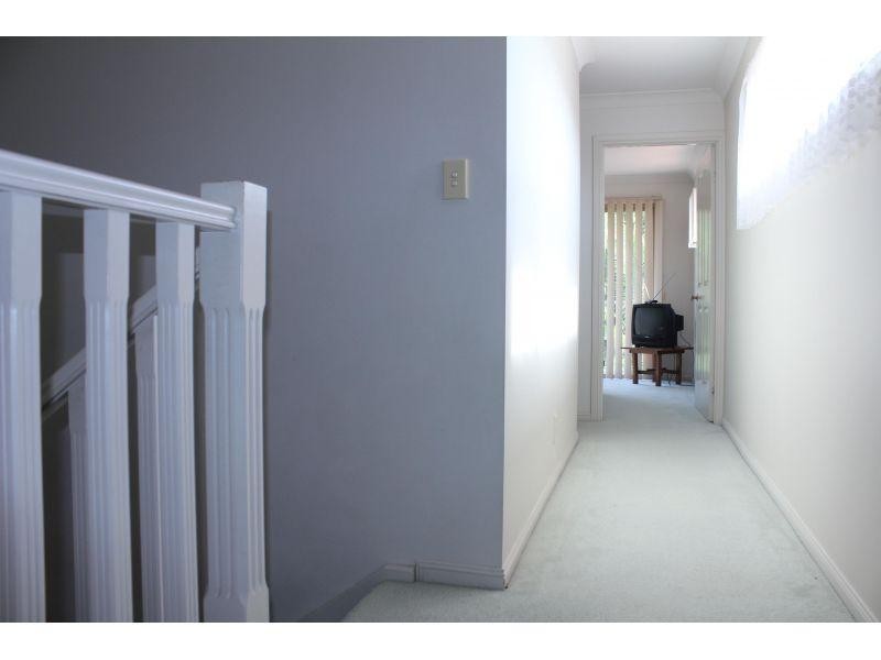 19/4  KoalaTown Rd, Upper Coomera QLD 4209