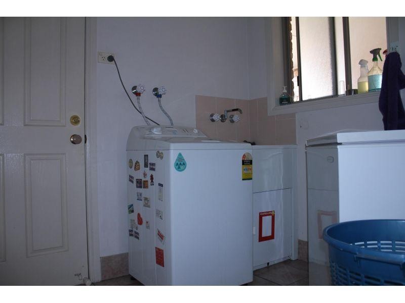 19/4  KoalaTown Rd, Upper Coomera QLD 4209