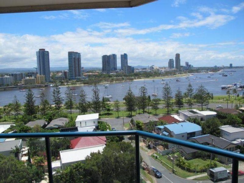 22 Montgomery Avenue, Main Beach QLD 4217