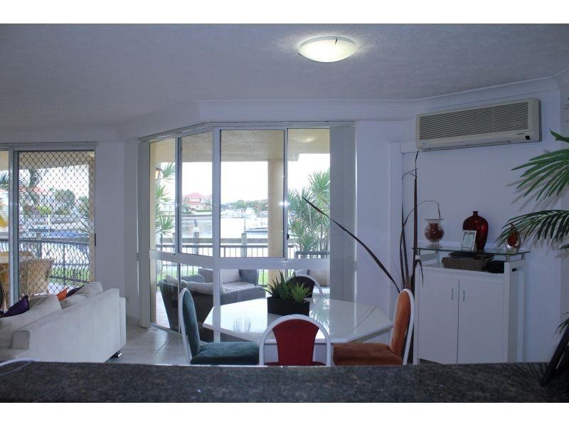 13/41a Broadwater Street, Runaway Bay QLD 4216
