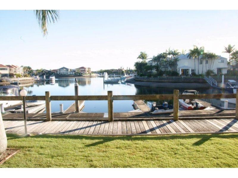 13/41a Broadwater Street, Runaway Bay QLD 4216