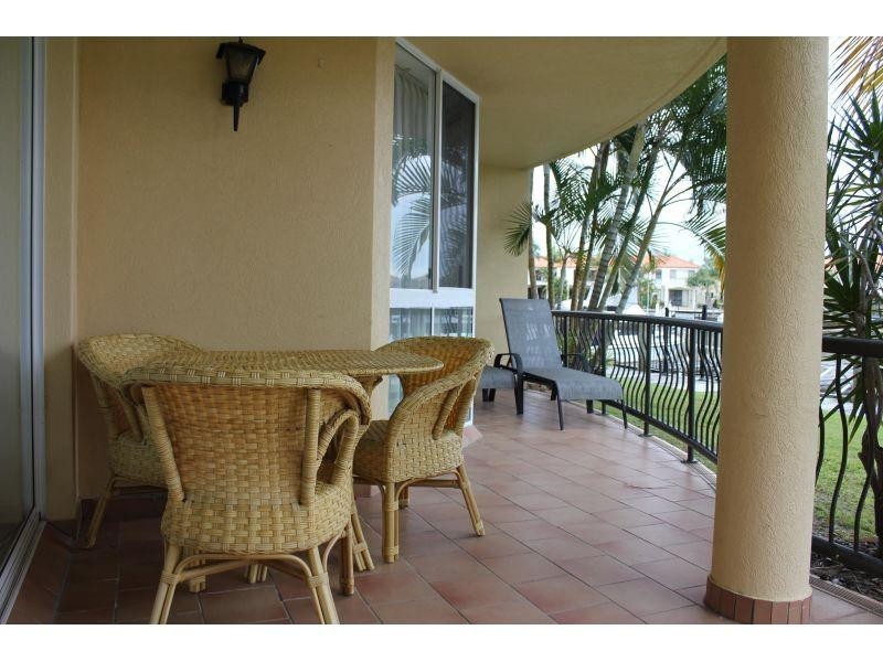 13/41a Broadwater Street, Runaway Bay QLD 4216