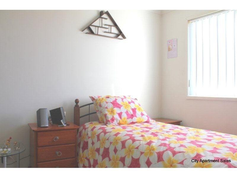 19/75 Bayview Street, Runaway Bay QLD 4216