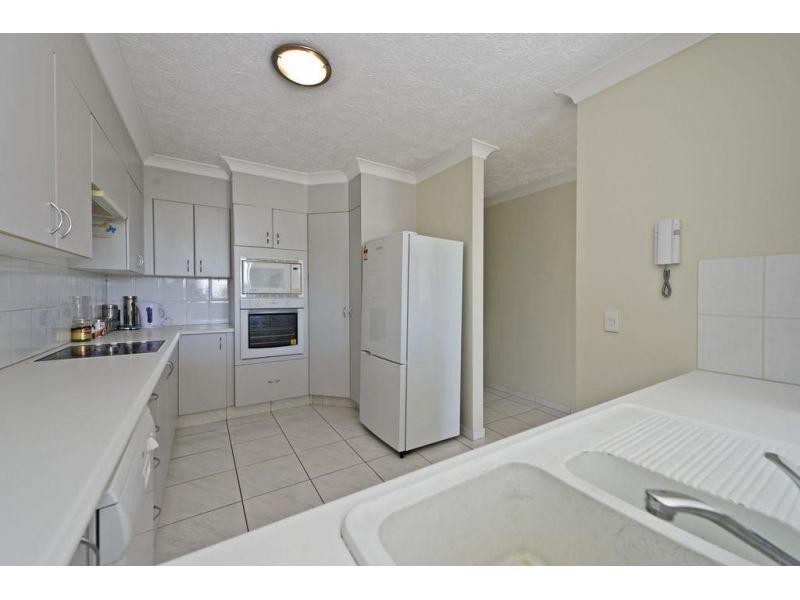 33/41a Broadwater Street, Runaway Bay QLD 4216