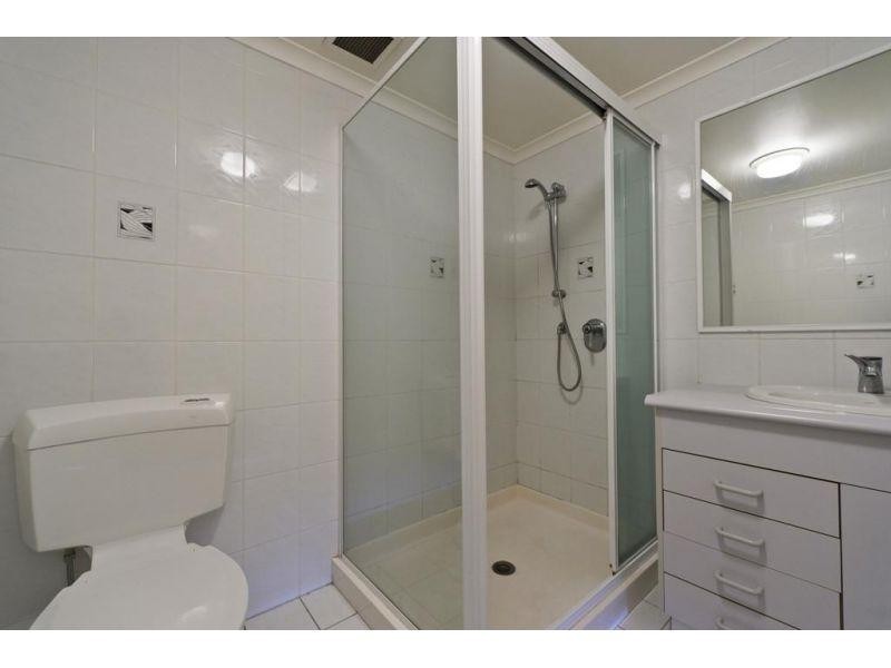 33/41a Broadwater Street, Runaway Bay QLD 4216