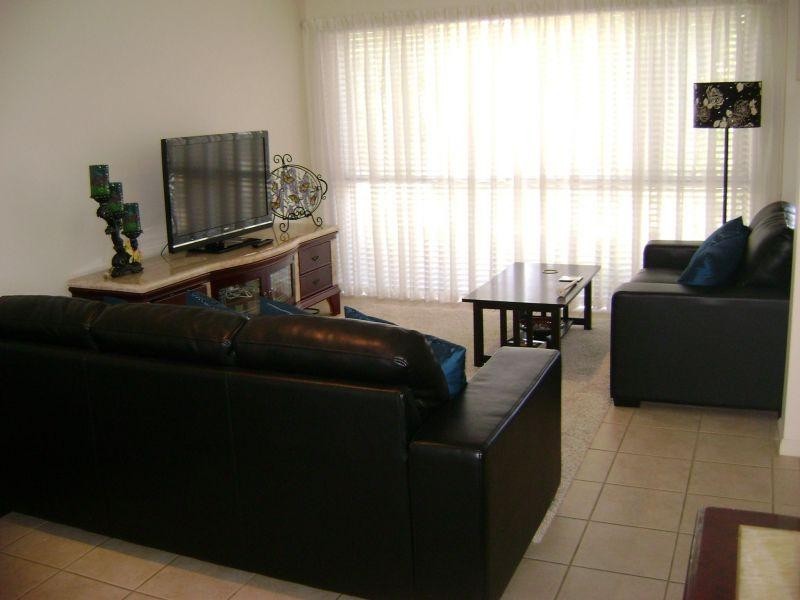 20 Fairway Drive, Clear Island Waters QLD 4226