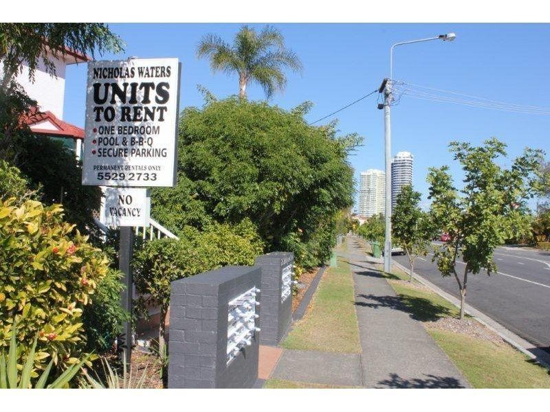 75 Bayview Street, Runaway Bay QLD 4216