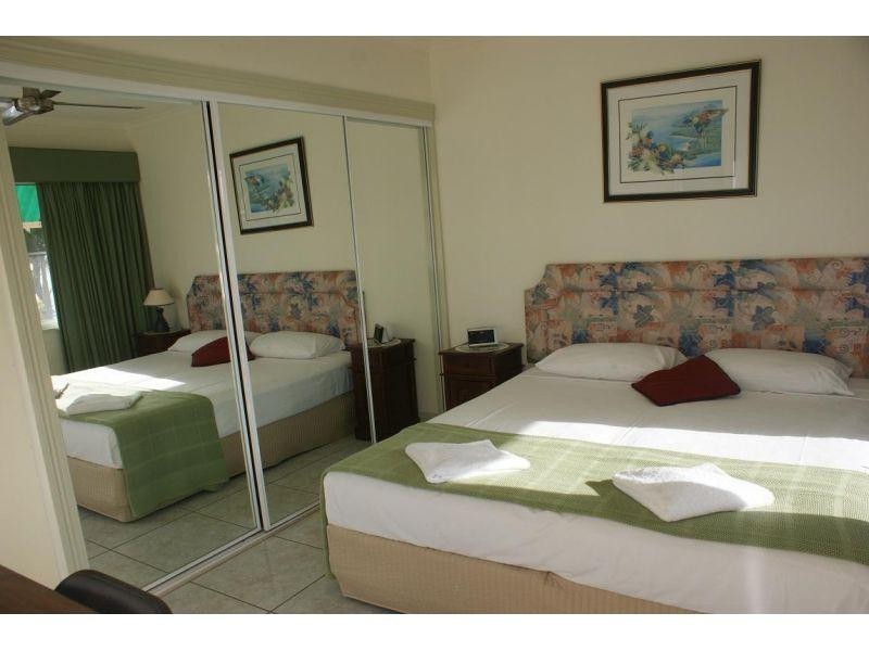 53 Vasey Esplanade, Trinity Beach QLD 4879