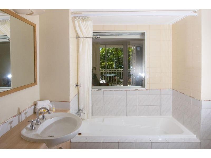 49-51 Vasey Esplanade, Trinity Beach QLD 4879