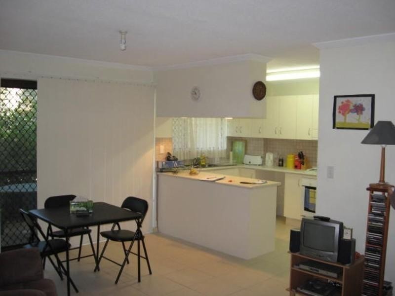 111 Markeri Street, Mermaid Waters QLD 4218