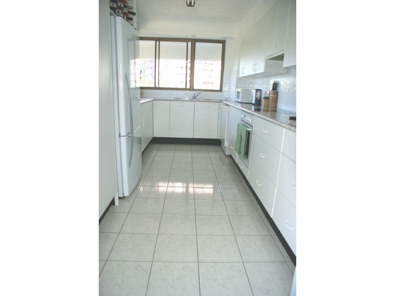 12/18 Commodore Drive, Paradise Waters QLD 4217