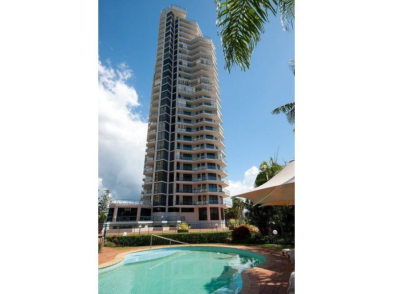 22 Montgomery Avenue, Main Beach QLD 4217